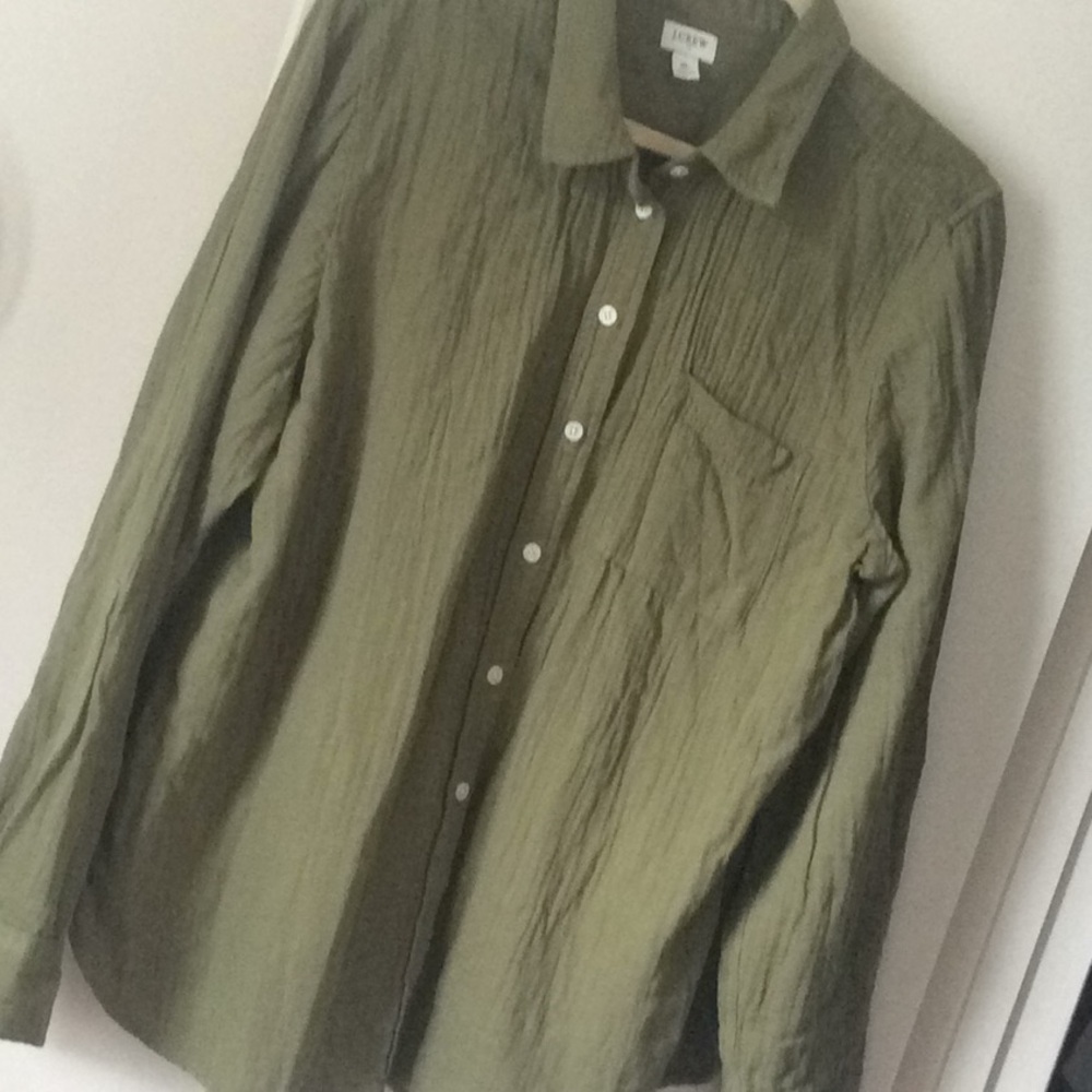 J. Crew Army green buttons down Shirt, size XL.